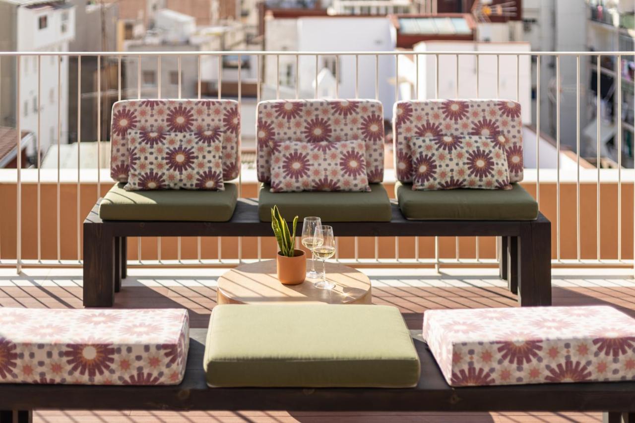 Hotel Orangine 오스피탈레트 데 요브레가트 외부 사진
