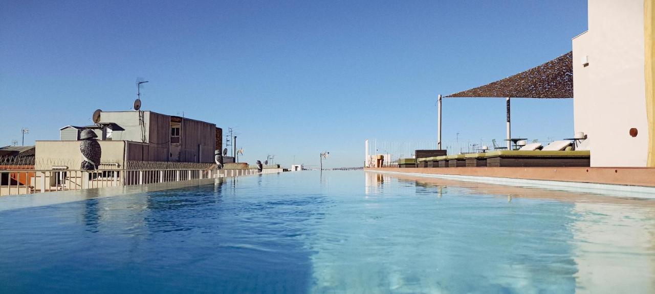 Hotel Orangine 오스피탈레트 데 요브레가트 외부 사진